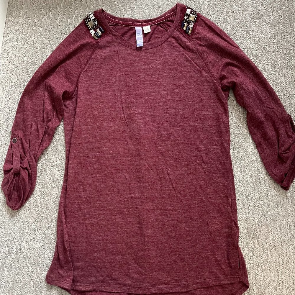 Francesca's Alya Long Sleeved Bejeweled Top - Size Small